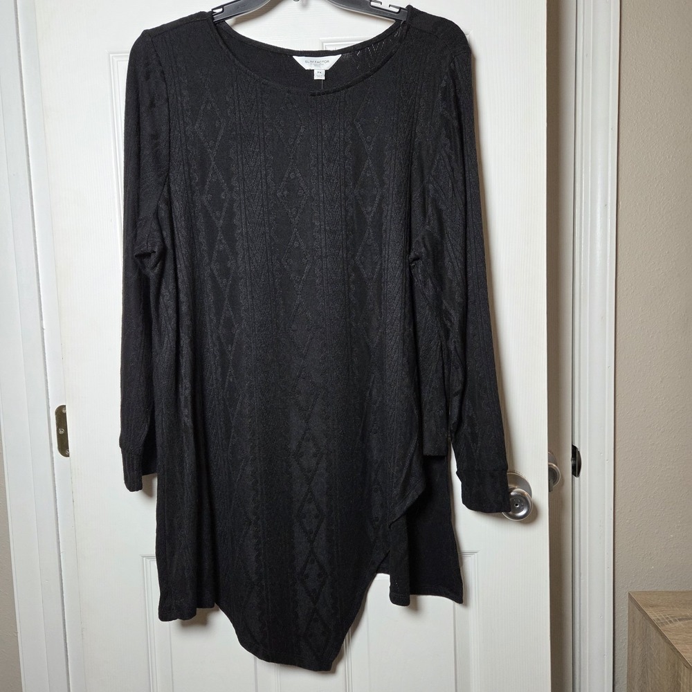Slim Factor sz 2X long tunic knit top black geo NWT asymmetrical hem stretch